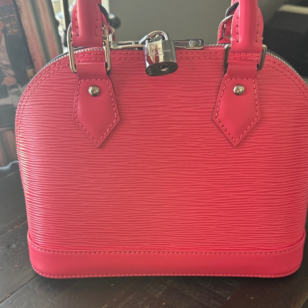 Louis Vuitton Alma BB - Picture 8 of 10